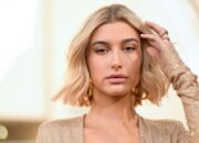 Hailey Baldwin Kepergok Tak Pakai Cincin Kawin, Rumor Cerai dengan Justin Bieber Kembali Mencuat